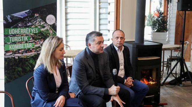 Guida turistike te certifikuara - Klosi: Gjoba per udherrefyesit e palicensuar, demtojne turizmin